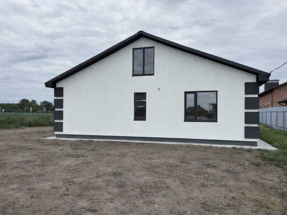 Будинок у місті, ділянка 10 соток! Винница