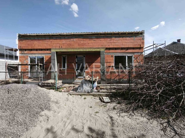 Продається одноповерховий будинок в стилі хайтек, м. Ужгород Код: 45961 - фото 1