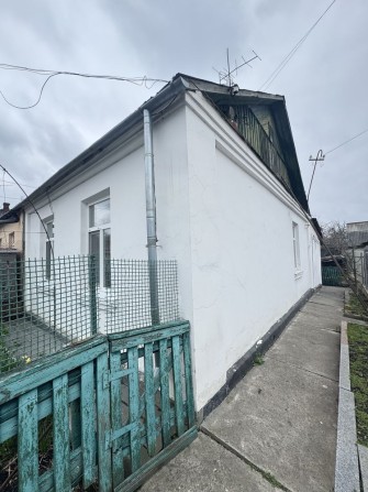 Продаж частини будинку центр - фото 1