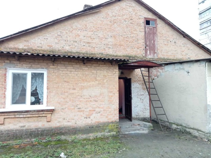 Продам 3 к квартиру в будинку квартирного типу 8564 - фото 1