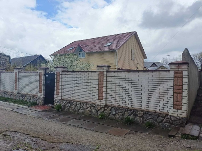 продам дом в центре от собственника - фото 1