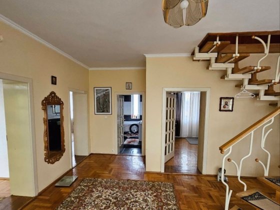 Продам будинок для великої сім'ї , можна по сертифікату Ужгород