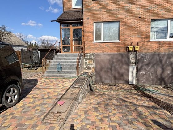 Продаж частини будинку в  районі Епіцентру Житомир