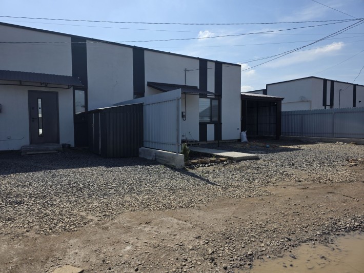 Продам 2 кімнатній таунхаус,  аналог  2 кімнатної квартири. - фото 1