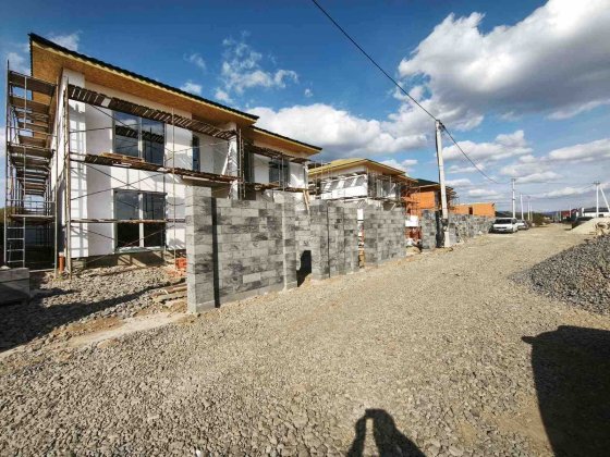 Продається дуплекс на стадії будівництва, мкр-н. Садовий Код: 28014 Ужгород