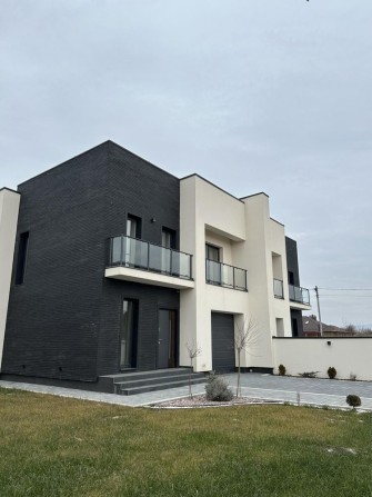 Продаж 4 кімнатного дуплекса р-н Садовий м. Ужгород - фото 1