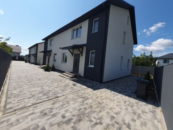 Продам дуплекс в новому,  сучасному районі. Винница