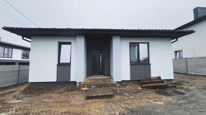 Продаж 1 поверхового будинку з ділянкою на 4 сотки, 90 кв. м, 3 кімнати Івана Богуна - фото 1