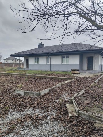 Продається затишний будинок у районі Мар’янівка!

Площа будинку — 8 - фото 1