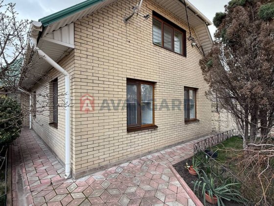 Продаж двоповерхового будинку в Космічному районі. Запорожье