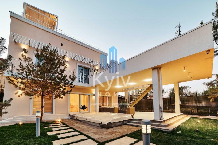 Продаж будинку з ремонтом в Києві/ Острів водників/ 200 м2/ Басейн/ Сауна - фото 1