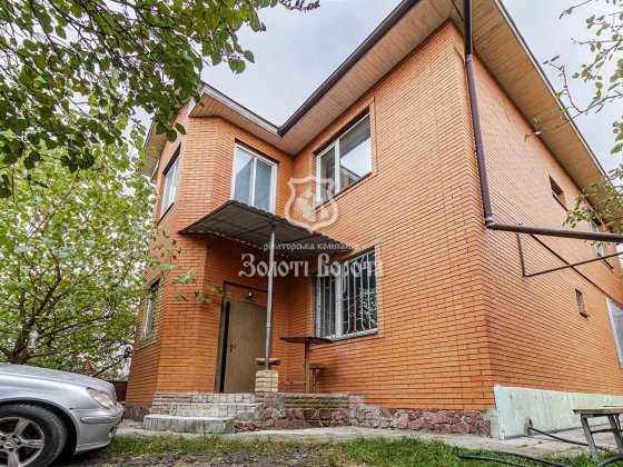 Будинок, 3 поверхи. Ташкентська 64, м. «Бориспільська», Дарницький р-н Київ