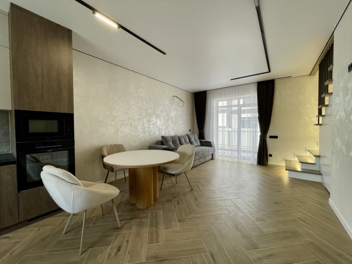 Новинка на ринку нерухомості Свіжий ремонт , ще ніхто не проживав - фото 1