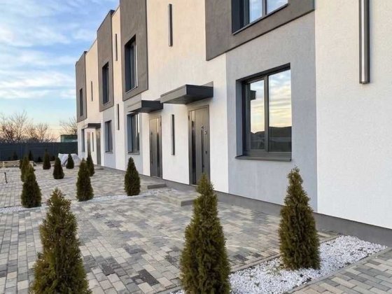 Продаж 2 поверхового таунхауса з ділянкою на 2 сотки, 92 кв. м, 3 кімнати Вінниця