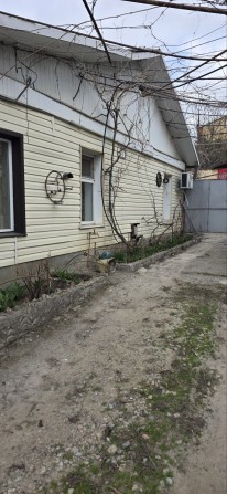 Продаж частини будинку біля центру міста - фото 1