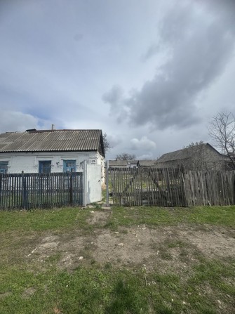 Продається будинок із земельною ділянкою - фото 1