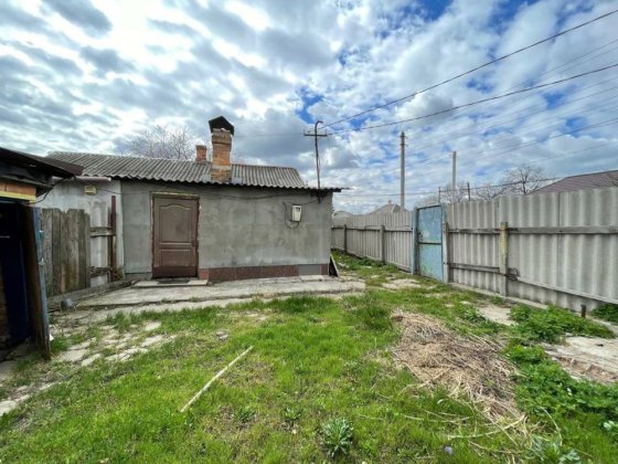 Продам пів будинку в м. Кропивницький Кропивницкий