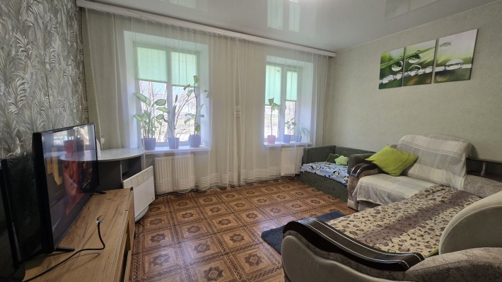 Продаж частини будинку в окремому дворі з ділянкою 41 м2 - фото 1