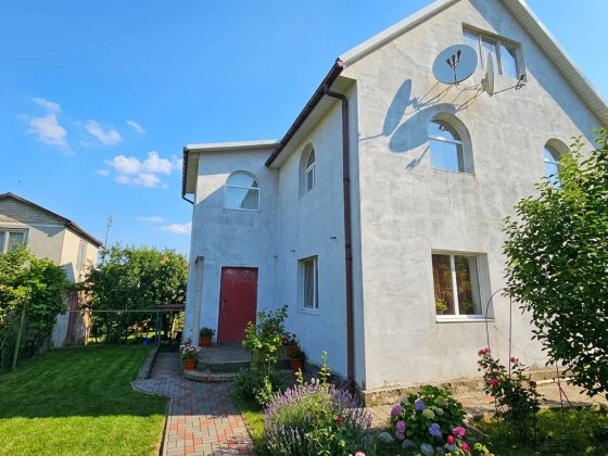 Актуально! Дом 2 этажа 10 соток + Гостевой домик!Ул.Зоряна!СЕРТИФИКАТ! Запорожье