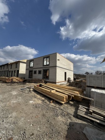 ДУПЛЕКСИ на замості від забудовника - фото 1