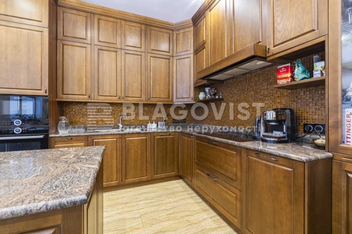 Продаж будинку 298м2 з ремонтом 10 соток Троєщина Деснянський - фото 1