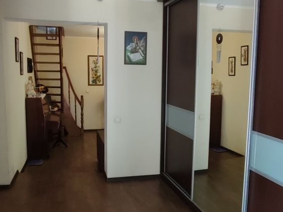 Продам ч/ будинку на 2 входи на Покровській Житомир