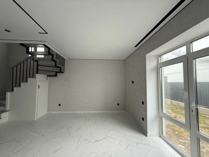 Продаж дуплекса з ремонтом! Газ, 3 кімнати, ділянка - фото 1