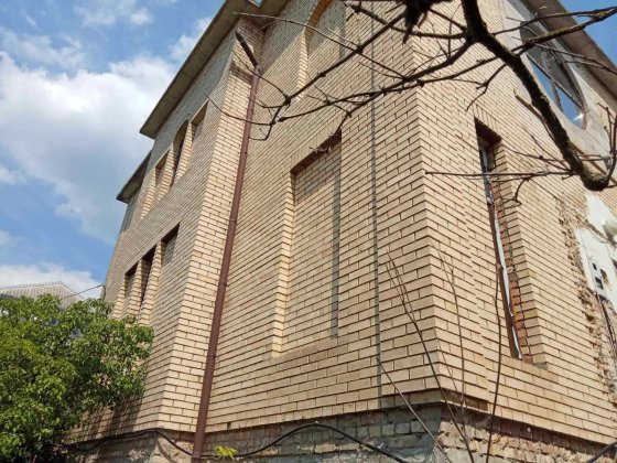 Частина будинку в ТОП локації, біля води. м.Героїв Дніпра