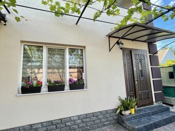 Продам двоповерховий  будинок Запорожье