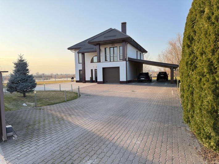 Будинок з виходом на воду, перша лінія, Бортничі, продаж від власника - фото 1