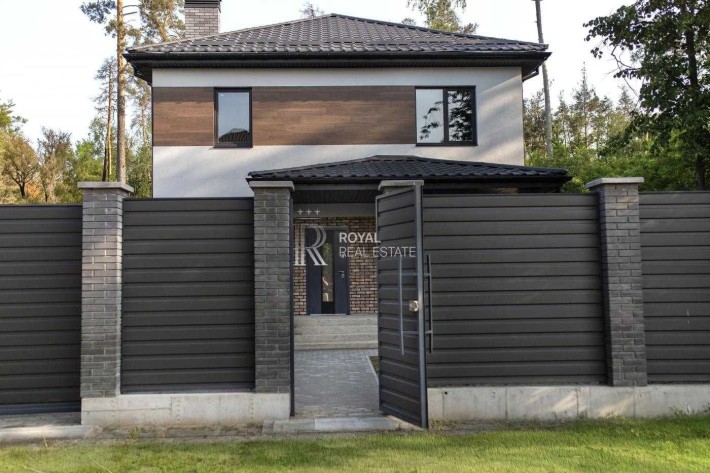 Продаж будинку 200 м2 5 сот Київ Академмістечко вул. Михайла Чалого !! - фото 1