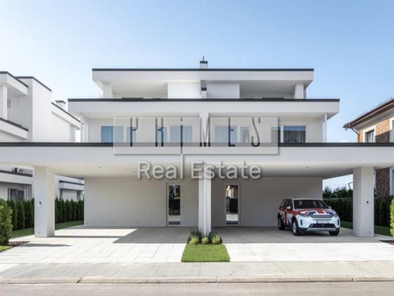 Продаж Будинку  вул. Лютнева КМ Коник Киев