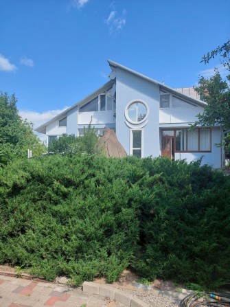 СРОЧНО. Продаж 3 поверхового будинку з гаражем і ділянкою на 55 соток, 329.9 к - фото 1