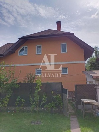 Продаж 2х поверхового будинка в Подільському районі м. Києва - фото 1