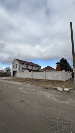 Будинок у космічному мкрн. - фото 1