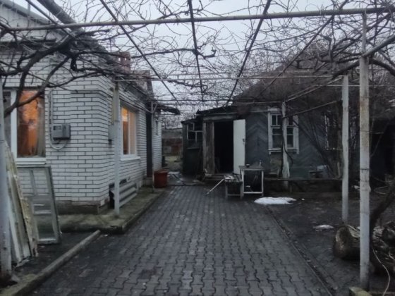 ПРОДАМ 2 ДОМА на одном участке. Сертификат  КОСМОС Запорожье