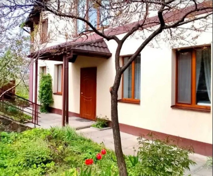 Продаж просторого 2-поверхового будинку на Старому місті - фото 1