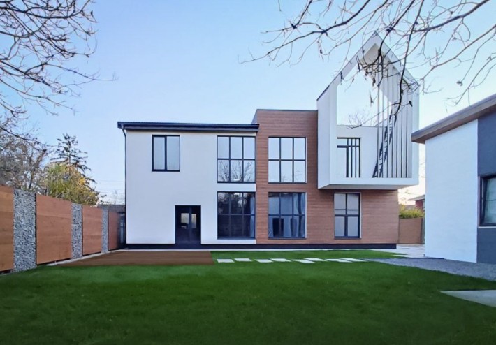 Продаж великого будинку з терассою на криші Осокорки / Славутич - фото 1