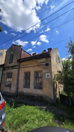 Продаж будинку вул.Є. Лисика Ближній центр - фото 1