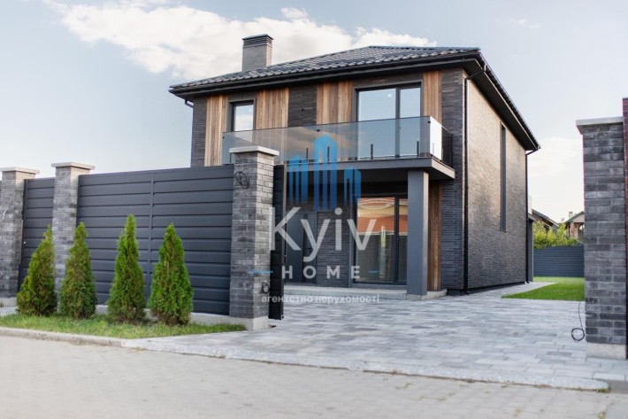 Продаж / Будинку 200кв  / Жуляни - фото 1