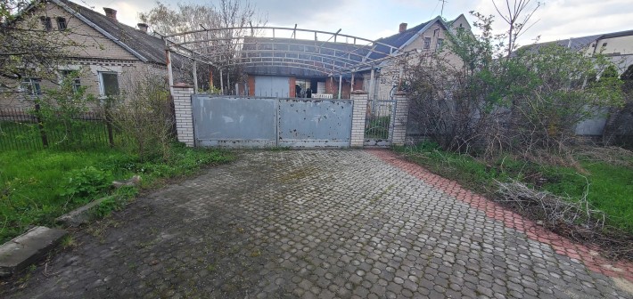 продам дом ул Зерновая 33 - фото 1