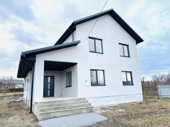 Двоповерховий Будинок з опаленням 140м2 р-н Бучми Винница