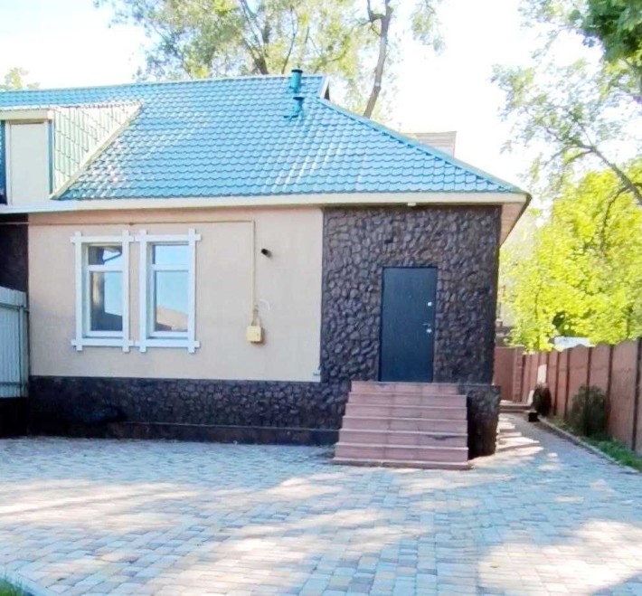 Продаж квартири на землі в районі пр. Івана Мазепи, - фото 1