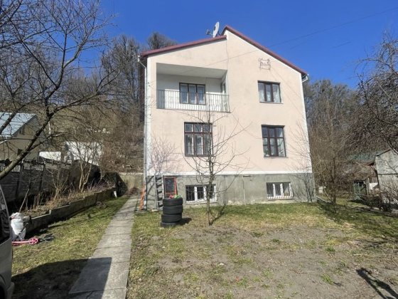 Продаж будинку у Львові на високому замку Львів