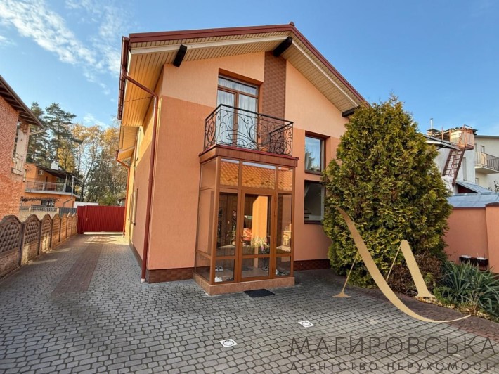 Продаж будинку Левандівка  поруч з озером та парком - фото 1