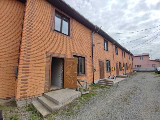 Таунхаус з двориком у районі Старого міста, введений в експлуатацію Винница