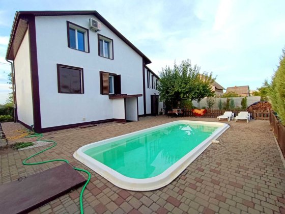 Продаж дачного будинку, розташованого в Березанівці! Дніпро