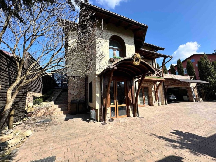 Продається будинок на П'ятничанах - фото 1