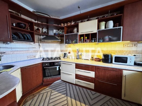 Продаж будинку по вул. Сеньковича  ближній ЦЕНТР Львов