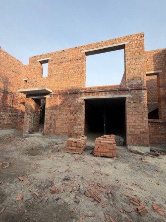 Будинок у Львові. 4 км до центру | з гаражем та ділянкою | без комісії - фото 1